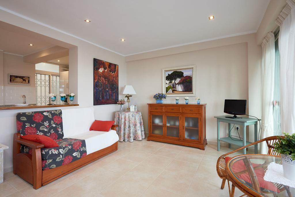 Appartamento Differentflats Morsa Salou Camera foto